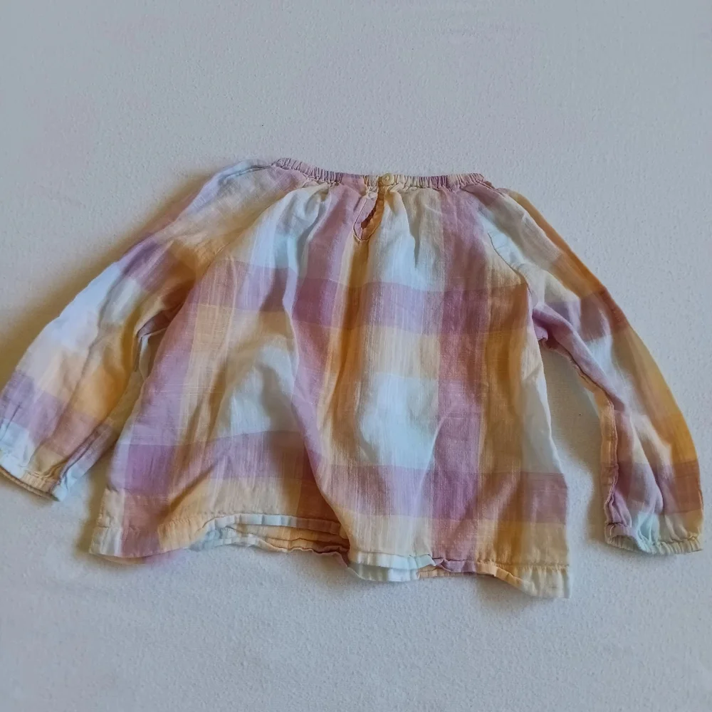 Old Navy Sz 18-24M Plaid 100% Cotton Top